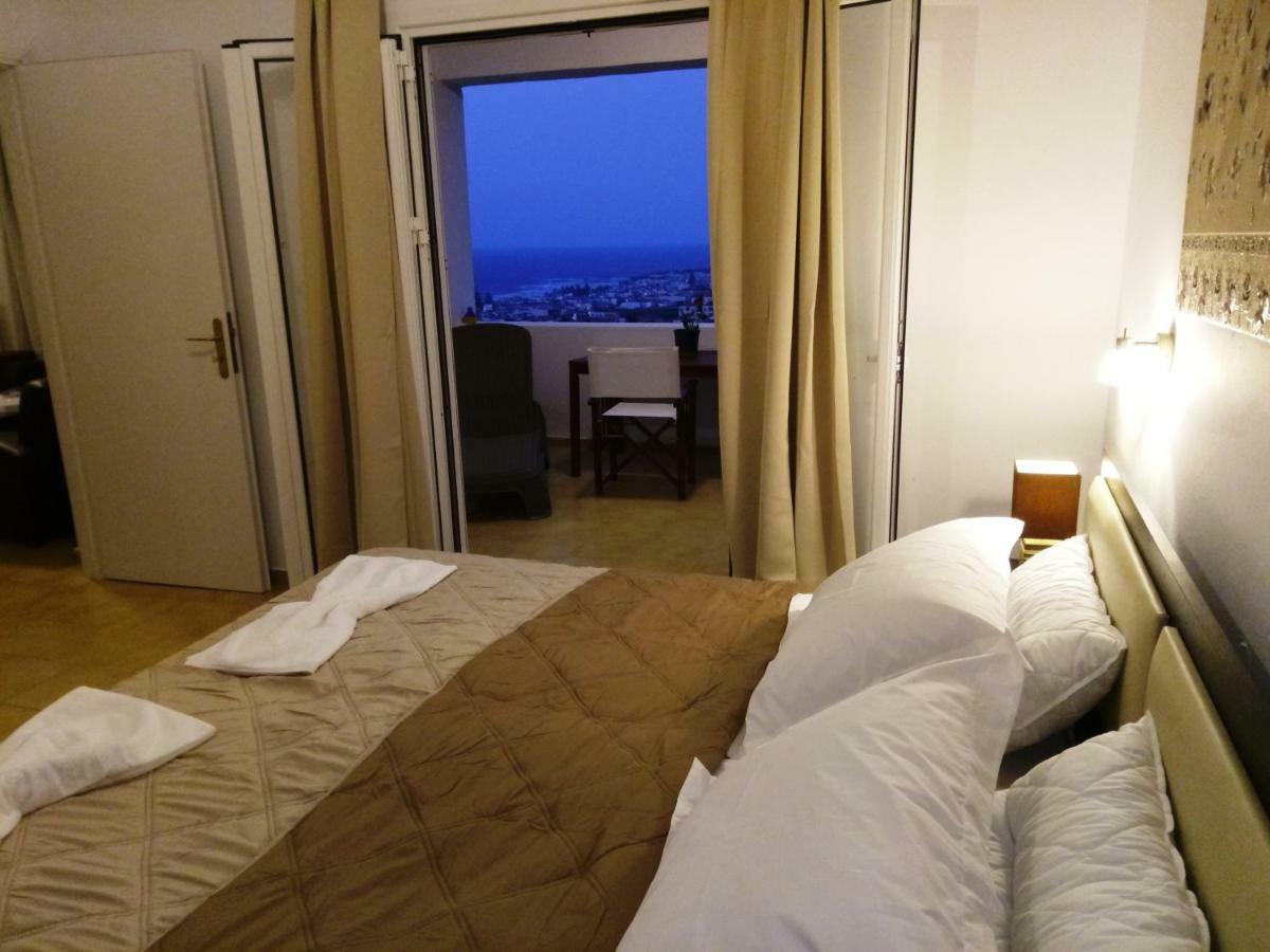 Thea Apartment Agia Marina Exterior foto